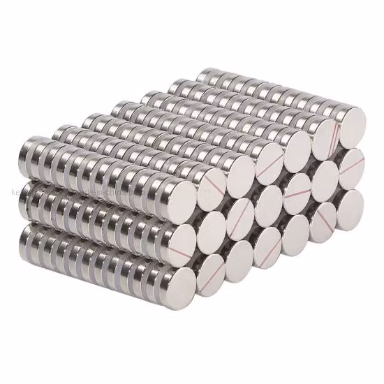 Magnete piatto rotondo di piccole dimensioni per sensori magnetici e altri scopi